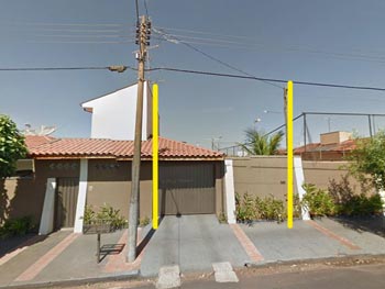 Casa em leilão -  Rua Walter Barreto da Costa , 210 - Brodowski/SP - Banco Bradesco S/A | Z15102LOTE004