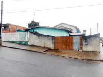 Casa em leilão - Rua dos Caquizeiros, s/n° - Guarapuava/PR - Tribanco S/A | Z15663LOTE001