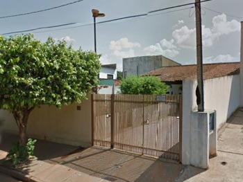Casa em leilão - Rua Bento Justo, 101 - São José do Rio Preto/SP - Banco Santander Brasil S/A | Z15739LOTE023