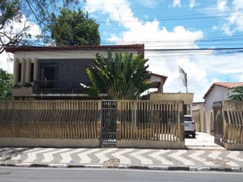 Casa em leilão - Rua Senador Quintino, 2390 - Feira de Santana/BA - Tribanco S/A | Z15648LOTE001
