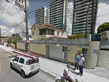 Casa em leilão - Rua Carlos Gomes, 70 - Recife/PE - Justiça do Trabalho do TRT6 - PE | Z15979LOTE001