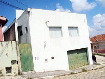 Casa em leilão - Rua Alexandre Gusmão, 196 - Votorantim/SP - Banco Pan S/A | Z16637LOTE005