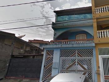 Casa em leilão - Rua Carmem Miranda, 110 - Carapicuíba/SP - Banco Santander Brasil S/A | Z16904LOTE025