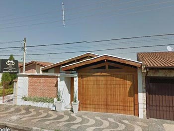 Casa em leilão - Rua Vitório Mazon, 225 - Araras/SP - Banco Santander Brasil S/A | Z17133LOTE032