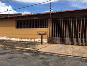 Casa em leilão - Rua Chororó, 251 - Cuiabá/MT - Banco Bradesco S/A | Z17225LOTE022