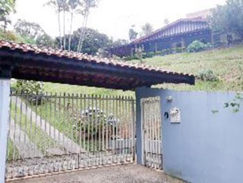 Casa em leilão - Rua Nicolau Granziera, 174 - Serra Negra/SP - Itaú Unibanco S/A | Z17301LOTE018