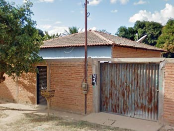 Casa em leilão - Rua Professor Derval Gramacho, s/n° - Santa Maria da Vitória/BA - Banco Santander Brasil S/A | Z17369LOTE130