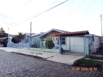 Casa em leilão - Rua Ernesto Ferron, 95 - Passo Fundo/RS - Grupo Randon | Z17555LOTE010
