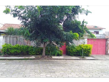 Casa em leilão - Rua Hermes Abreu Ferreira, 232 - Itanhaém/SP - Itaú Unibanco S/A | Z17571LOTE001