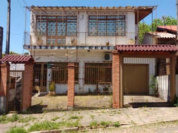 Casa em leilão - Rua Landel de Moura, 2427 - Porto Alegre/RS - Banco Pan S/A | Z17703LOTE004