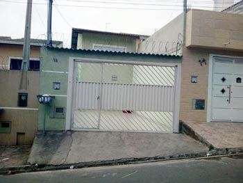 Casa em leilão - Rua dos Advogados, 18 - Itaquaquecetuba/SP - Banco Santander Brasil S/A | Z17826LOTE022