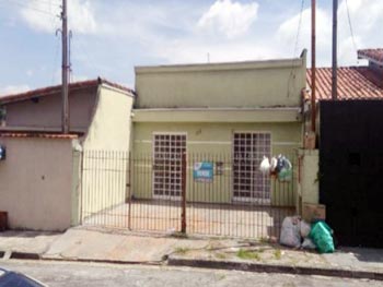 Casa em leilão - Rua Yolanda Beraldo de Miranda, 110 - Mogi das Cruzes/SP - Banco Santander Brasil S/A | Z17826LOTE024