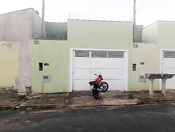 Casa em leilão - Rua Doutor João Marques Santana, 35 e 39 - Lins/SP - Banco Bradesco S/A | Z18111LOTE010