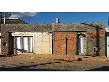 Casa em leilão - Rua Afonso Pena, 1057 - Janaúba/MG - Banco Bradesco S/A | Z18342LOTE030