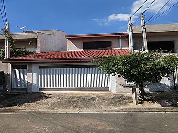 Casa em leilão - Rua Herivelto Martins, 60 - Americana/SP - Banco Santander Brasil S/A | Z18699LOTE027