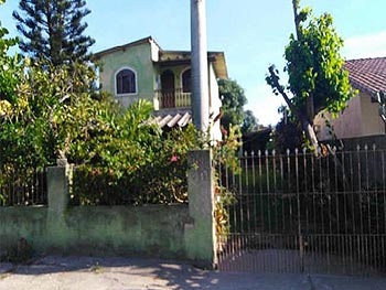 Casa em leilão - Rua das Acácias, s/n - Cabo Frio/RJ - Banco Bradesco S/A | Z18822LOTE017