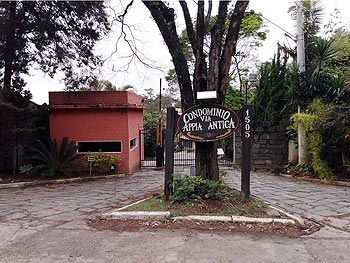 Casa em leilão - Rua Domingos Nastari, 305 - Carapicuíba/SP - Itaú Unibanco S/A | Z18771LOTE021