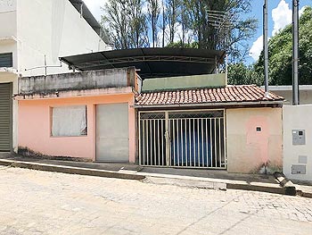 Casa em leilão - Rua Jonas Juvenal da Silva, 208 - Formiga/MG - Banco Pan S/A | Z18784LOTE015
