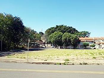 Terreno em leilão - Rua Ildeufonso Belati, s/n - Fernandópolis/SP - Banco Bradesco S/A | Z18822LOTE026