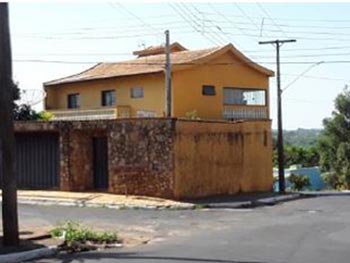 Casa em leilão - Rua José Fernandes da Silva, 477 - Pedregulho/SP - Banco Bradesco S/A | Z19117LOTE014