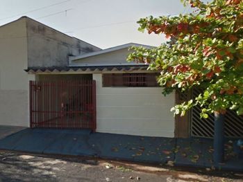 Casa em leilão - Rua Eduardo Leite, 778 - Ribeirão Preto/SP - Banco Santander Brasil S/A | Z19626LOTE020