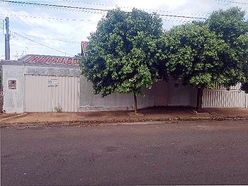 Casa em leilão - Rua Francisco de Freitas Silveira, 312 - Paranaíba/MS - Banco Bradesco S/A | Z19659LOTE007