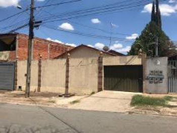 Casa em leilão - Rua 22 de Abril, s/n - Aparecida de Goiânia/GO - Banco Bradesco S/A | Z19877LOTE019