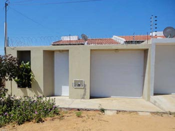 Casa em leilão - Rua Luiza Oliveira Muniz, 220 - Santa Quitéria/CE - Banco Bradesco S/A | Z20162LOTE008
