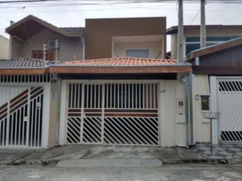 Casa em leilão - Avenida Atílio Amadei, 438 - Pindamonhangaba/SP - Banco Santander Brasil S/A | Z20386LOTE011