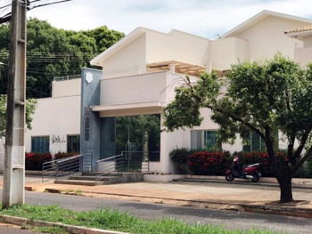Casa em leilão - Avenida Antonio Marques da Silva, 1135 - Presidente Venceslau/SP - Banco Santander Brasil S/A | Z20581LOTE025