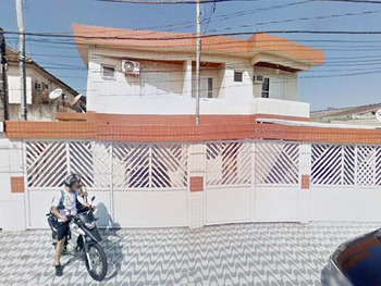 Casa em leilão - Rua Major Eugênio Terral, 512 - São Vicente/SP - Banco Santander Brasil S/A | Z20514LOTE012