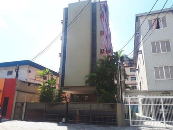 Apartamento em leilão - Rua Colômbia, 480 - Guarujá/SP - Banco Santander Brasil S/A | Z20700LOTE001