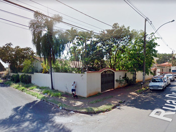 Casa em leilão - Rua Armando Tarozzo, 394 - Ribeirão Preto/SP - Banco Pan S/A | Z20750LOTE001