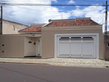 Casa em leilão - Rua Guadalajara, 582 - Araçatuba/SP - Banco Bradesco S/A | Z20541LOTE008
