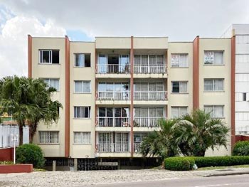 Apartamento em leilão - Rua Castro Alves, 832 - Curitiba/PR - Banco Bradesco S/A | Z20839LOTE020
