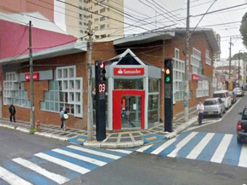 Ex-Agência em leilão - Rua São Bento, 849 - Araraquara/SP - Banco Santander Brasil S/A | Z20832LOTE003