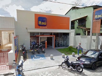 Casa em leilão - Rua Laudelino Freire, 390 - Lagarto/SE - Itaú Unibanco S/A | Z21324LOTE003