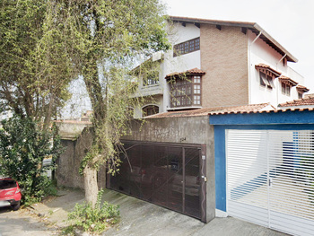 Casa em leilão - Rua Orestes Suster, 324 - São Bernardo do Campo/SP - Banco Pan S/A | Z21652LOTE001