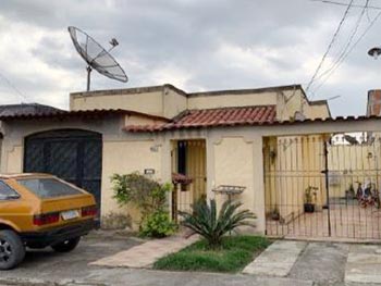 Casa em leilão - Avenida Manoel Luiz de Andrade, 205 - Nova Iguaçu/RJ - Banco Bradesco S/A | Z21528LOTE015