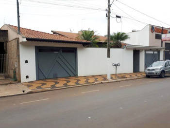 Casa em leilão - Avenida Doutor Hermínio Ometto, 2265 - Leme/SP - Banco Santander Brasil S/A | Z21846LOTE019