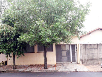 Casa em leilão - Alameda José Bertolino, 180 - Bebedouro/SP - Itaú Unibanco S/A | Z21670LOTE035