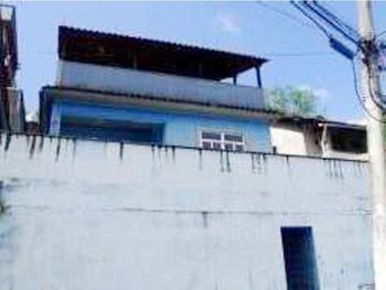 Casa em leilão - Rua Coronel Azevedo, 808 - São Gonçalo/RJ - Itaú Unibanco S/A | Z21670LOTE027