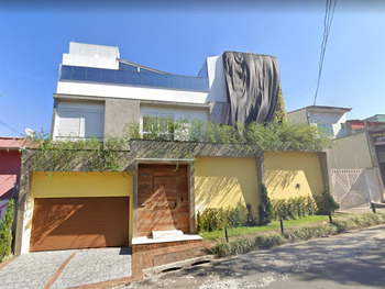 Casa em leilão - Rua Victória Pena Giorgi, 620 - Santo André/SP - Itaú Unibanco S/A | Z22105LOTE003