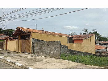 Casa em leilão - Rua Veredas das Camélias, 33 - Vargem Grande Paulista/SP - Itaú Unibanco S/A | Z22105LOTE020