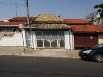 Casa em leilão - Rua São Francisco, 629 - Caçapava/SP - Banco Santander Brasil S/A | Z22298LOTE002