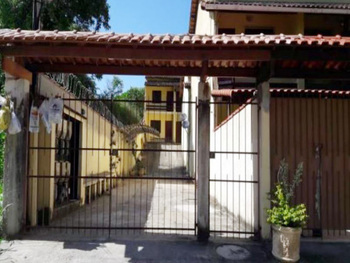 Casa em leilão - Rua Major Peixoto Guimarães, 628 - São Gonçalo/RJ - Banco Santander Brasil S/A | Z22298LOTE024