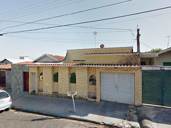 Casa em leilão - Rua Brigadeiro Tobias de Aguiar, 253 - Ribeirão Preto/SP - Banco Santander Brasil S/A | Z22298LOTE008