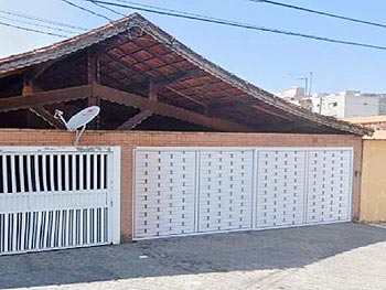 Casa em leilão - Rua Juquiriais, 130 - Praia Grande/SP - Itaú Unibanco S/A | Z22949LOTE015