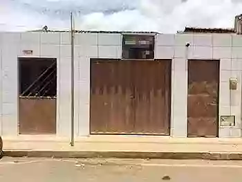Casa em leilão - Avenida Nove de Maio, 441 - Lapão/BA - Itaú Unibanco S/A  | Z23236