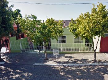 Casa em leilão - Rua Cândido Genro, 35 - Santiago/RS - Banco Bradesco S/A | Z23348LOTE012